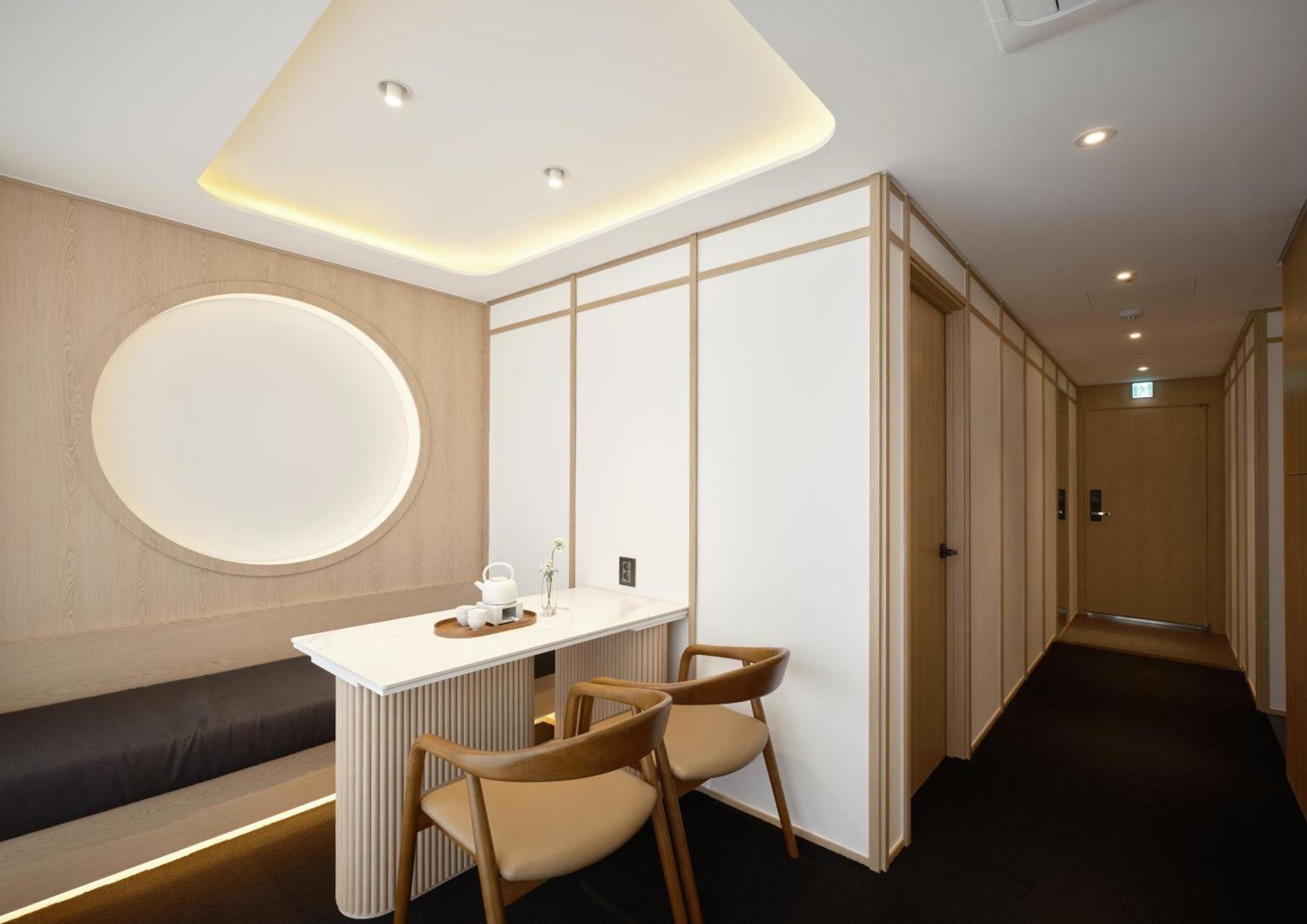 Uh Suite Seoul Deoksugung Exterior foto